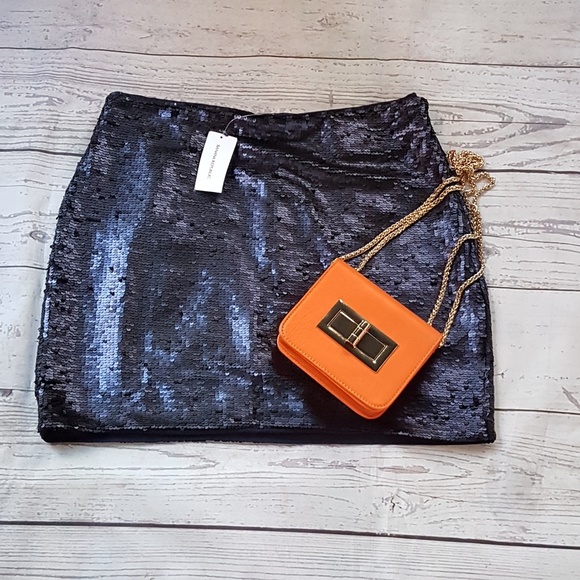 Banana Republic Dresses & Skirts - Banana Republic Cocktail Sequin Skirt